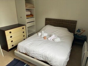 1 habitación, wifi y ropa de cama 