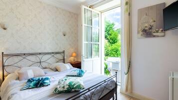 1 habitación, wifi y ropa de cama