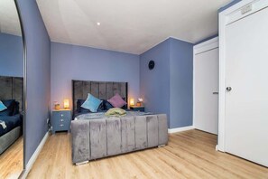 2 Schlafzimmer, Bügeleisen/Bügelbrett, WLAN, Bettwäsche