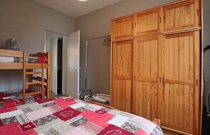 1 Schlafzimmer, Bügeleisen/Bügelbrett, WLAN