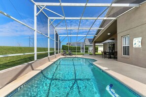 Beheizter Pool