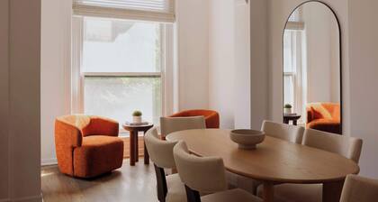 Designer Loft 2W | Heart of Gold Coast/River North