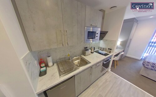 CovStays - Signature House - Modern City Studios