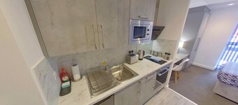 CovStays - Signature House - Modern City Studios