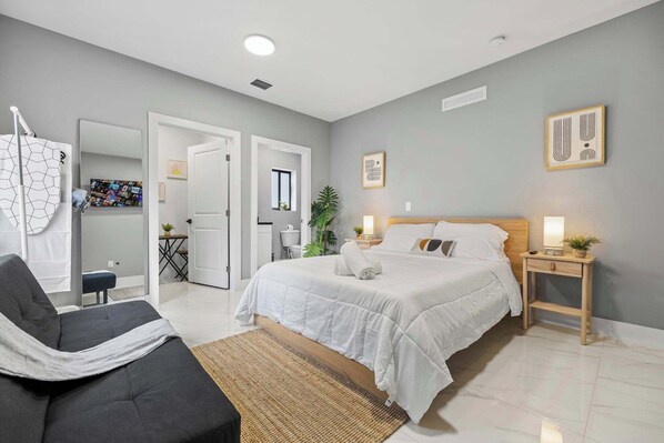 1 bedroom, WiFi, bed sheets