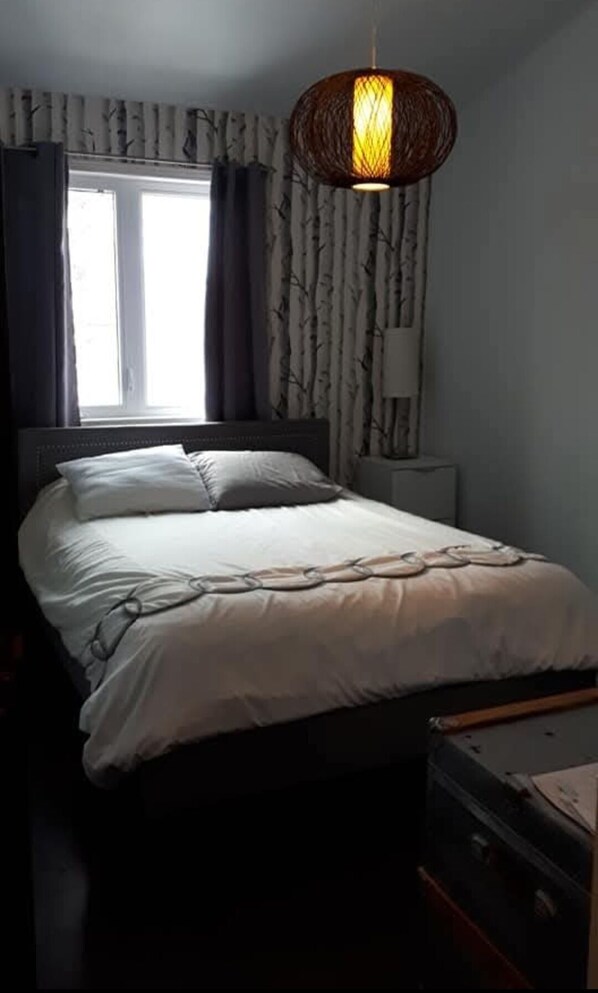 4 Schlafzimmer, Bügeleisen/Bügelbrett, WLAN, Bettwäsche