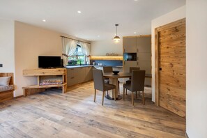 Interior - Apartment 'Valècia' with Mountain View, Wi-Fi and Air Conditioning (Livigno)