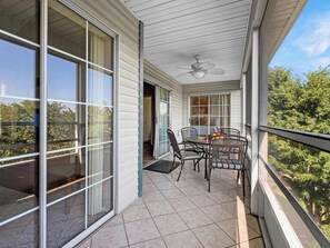 Unclassified image, 3 of 60, button