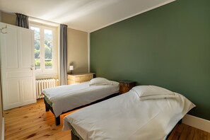 9 室のベッドルーム、WiFi