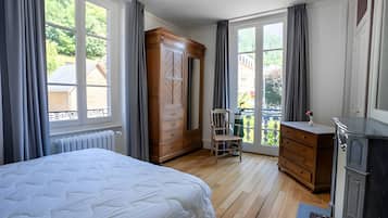 9 habitaciones y wifi