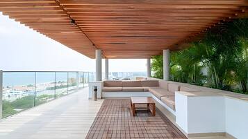 Apartemen Basic | Teras/patio
