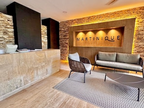 Apartment | Lobby