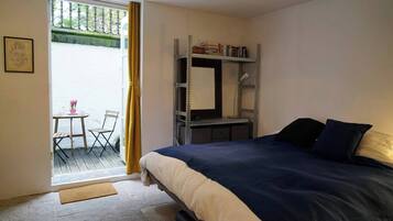 1 bedroom, iron/ironing board, WiFi, bed sheets