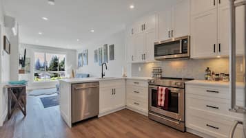 Microwave, oven, dishwasher