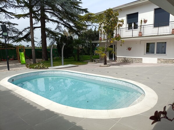 Pool - Apartment 'Melograno' with Shared Pool, Wi-Fi and Air Conditioning (Calore)