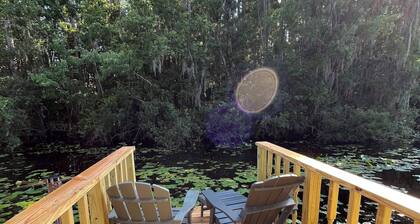 Nature Oasis Retreat w/ Canal/Lake Access