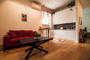 Smart-TV, Videospiele, Bücher