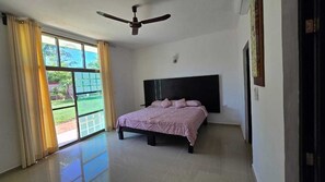 Comfort Double Room, Patio | Laptop workspace, free WiFi