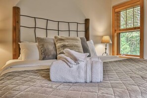 5 dormitorios, tabla de planchar con plancha, wifi y ropa de cama
