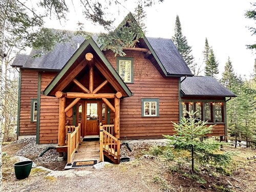 Villa Bellerive & private beach