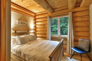 5 quartos, ferros/tábuas de passar roupa, Wi-Fi, roupa de cama