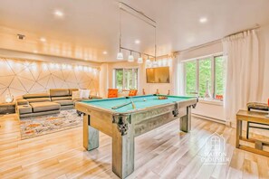 Games room - Dolce Vita – near Tremblant (Saint-Faustin-Lac-Carré)