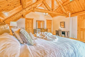 5 Schlafzimmer, Bügeleisen/Bügelbrett, WLAN, Bettwäsche