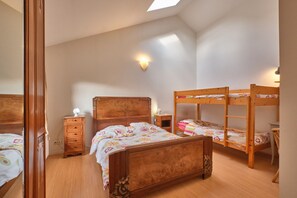 1 makuuhuone, silitysrauta/-lauta, Wi-Fi, vuodevaatteet