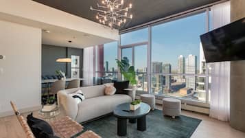 Televisión, oficina