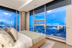 2 bedrooms, desk, iron/ironing board, travel cot