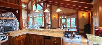 Timberhaus on Garfield Lake
