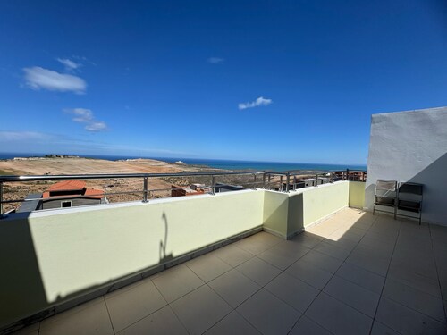 Villa with swimming pool 7mn from port Say