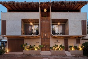 Façana frontal de l'allotjament