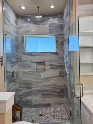 Shower, towels, soap, shampoo