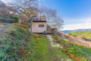 Exterior - Cabin 'Oropéndola' with Mountain View, Shared Pool and Private Terrace (Málaga)