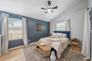 3 bedrooms, iron/ironing board, free WiFi, bed sheets