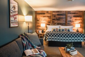 Classic-Doppelzimmer, 1 King-Bett und Schlafsofa, Nichtraucher | Bügeleisen/Bügelbrett, kostenloses WLAN, Bettwäsche