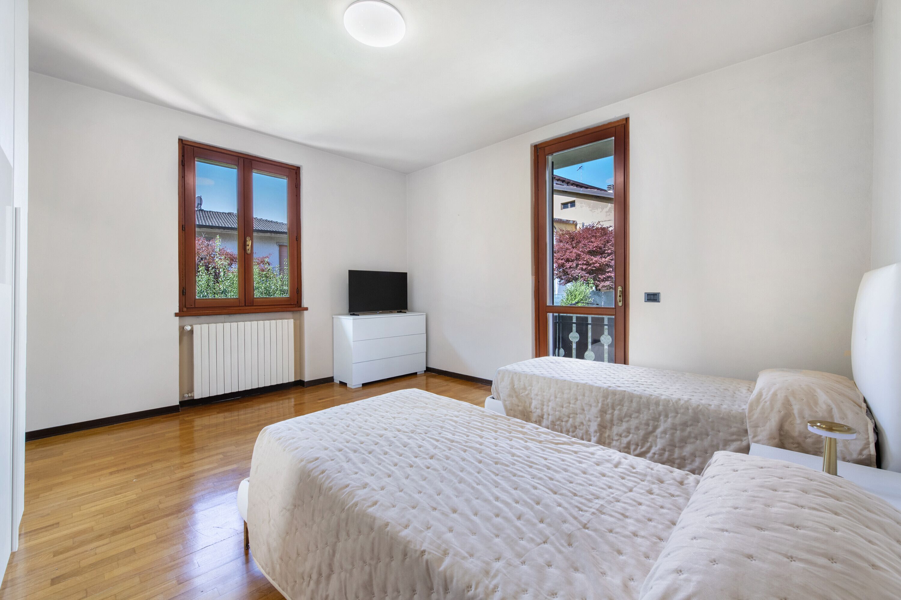 Bügeleisen/Bügelbrett, WLAN, Bettwäsche