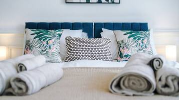 2 chambres, fer et planche à repasser, accès Internet, draps fournis