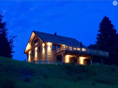 Large chalet with 20 beds in La Bresse – Ideal for families, groups, or ski.