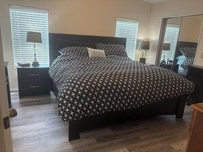 2 bedrooms, iron/ironing board, bed sheets