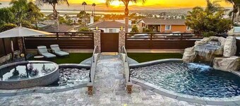 6-Bedroom Luxury Home in Mission Bay with Pool/Spa, Gym, & Panoramic Views