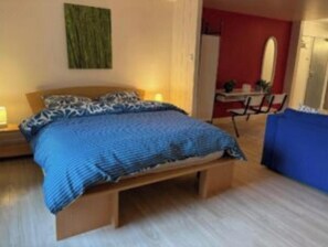 1 chambre, Wi-Fi gratuit, draps fournis
