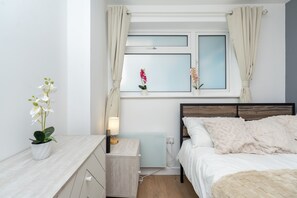 3 habitaciones, tabla de planchar con plancha y wifi gratis