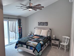 3 Schlafzimmer, Schreibtisch, Bügeleisen/Bügelbrett, kostenloses WLAN