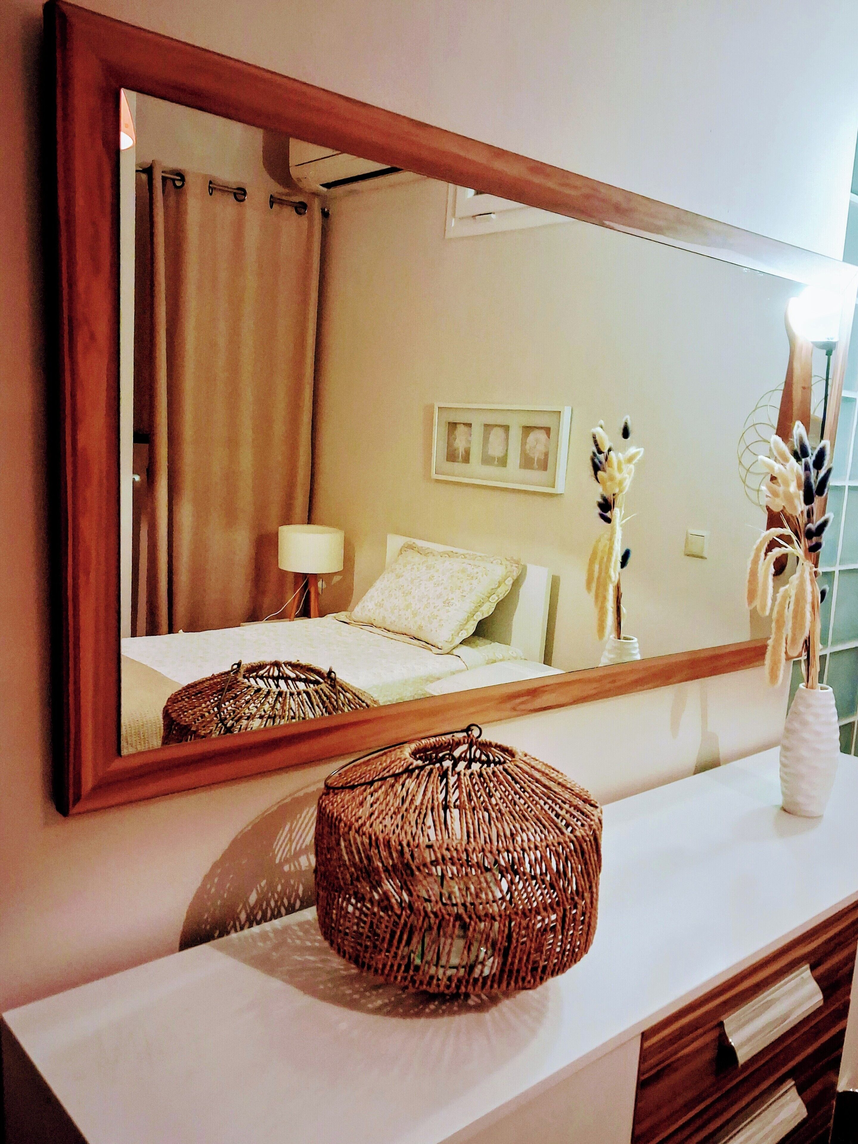 2 habitaciones, tabla de planchar con plancha y wifi gratis 