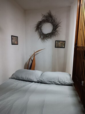 1 soverom, wi-fi og sengetøy