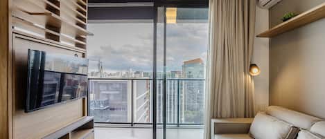 基础公寓 | 起居区