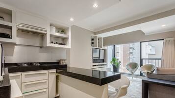 Apartemen Basic | Dapur pribadi | Peralatan masak/sendok-piring