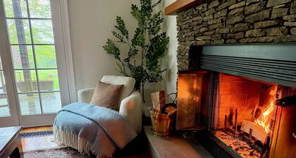 Modern Catskills Farmhouse w/ Private Ponds & Views on 120+ acres, WiFi, AC